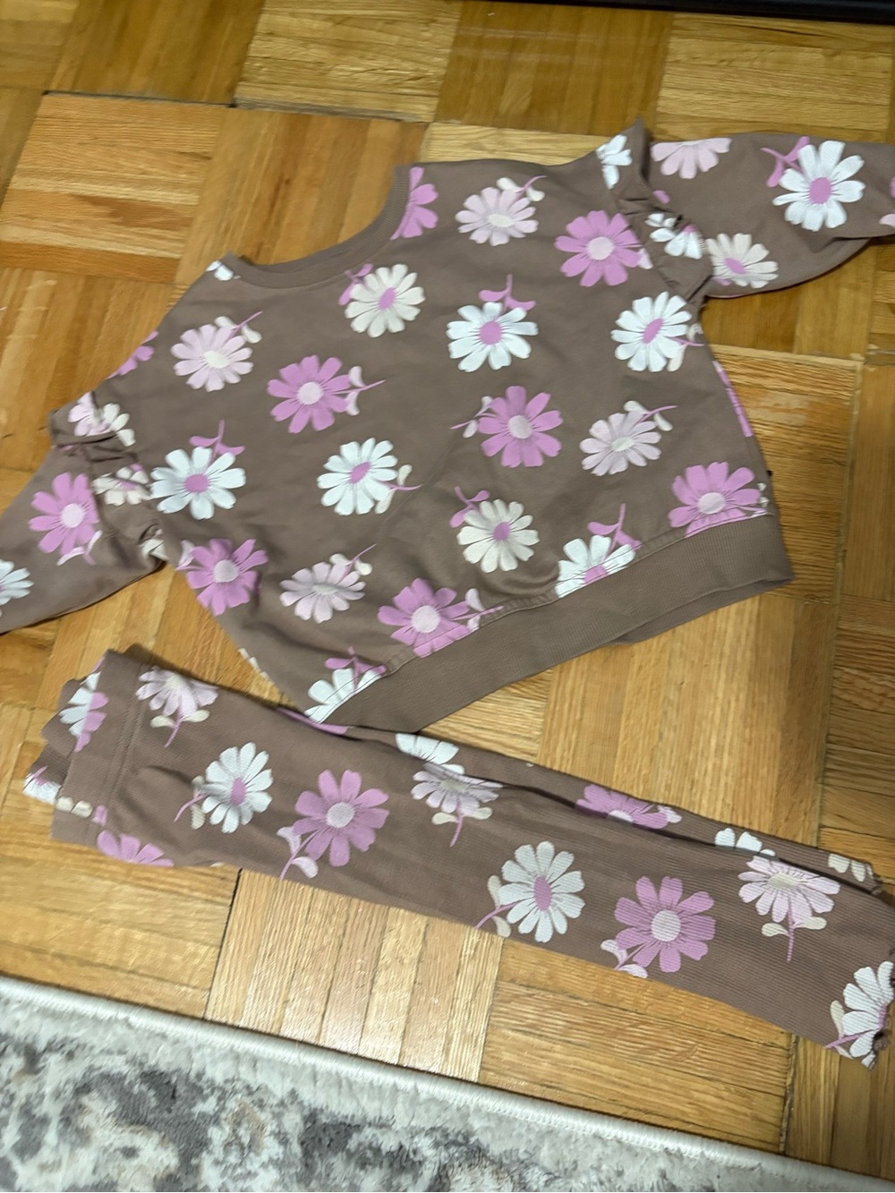4/30$ George Kids Floral Brown and Pink matching Set 2 years